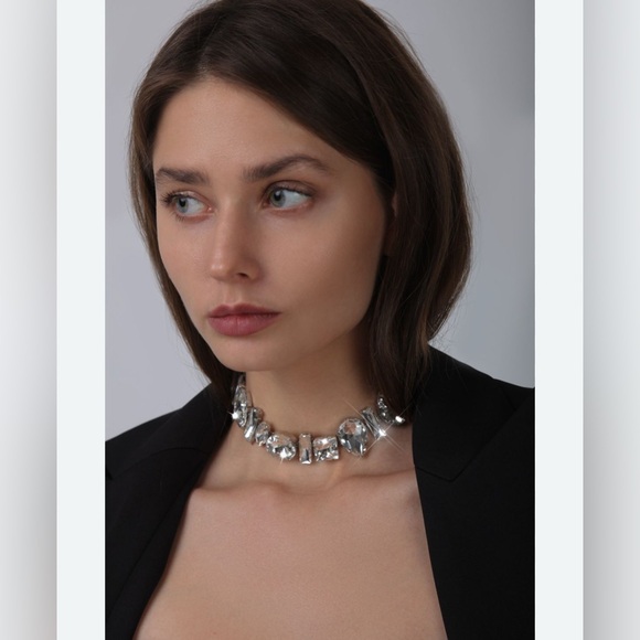 Socialite Crystal Fashion Choker Necklace - Picture 1 of 13